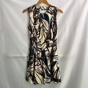 Dress with pockets! Size 6  multicolored
